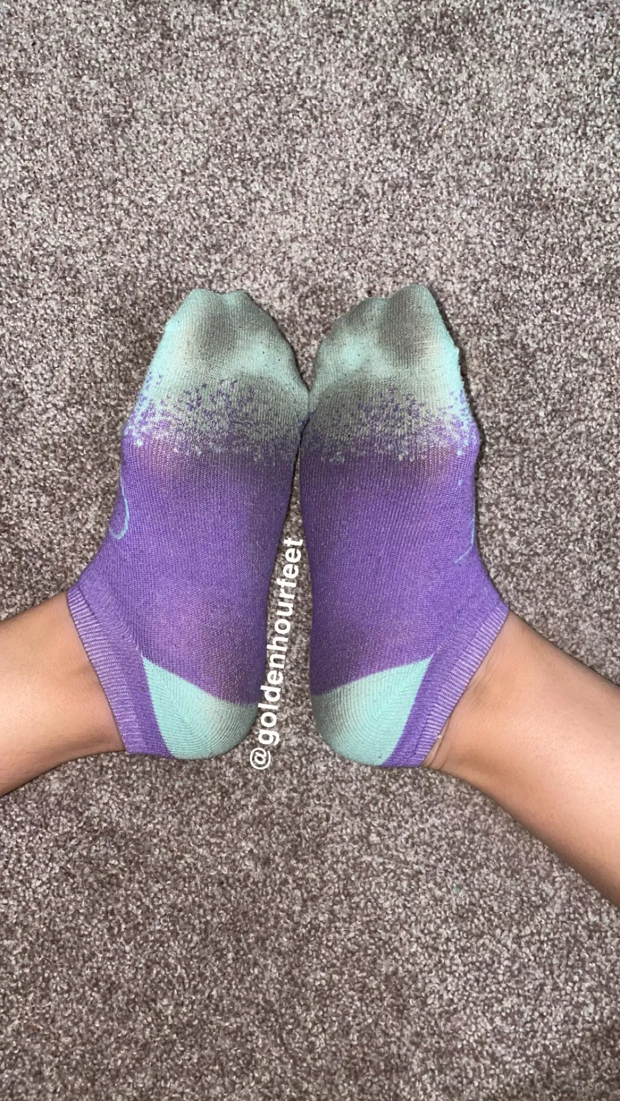 Best toe prints in town😈