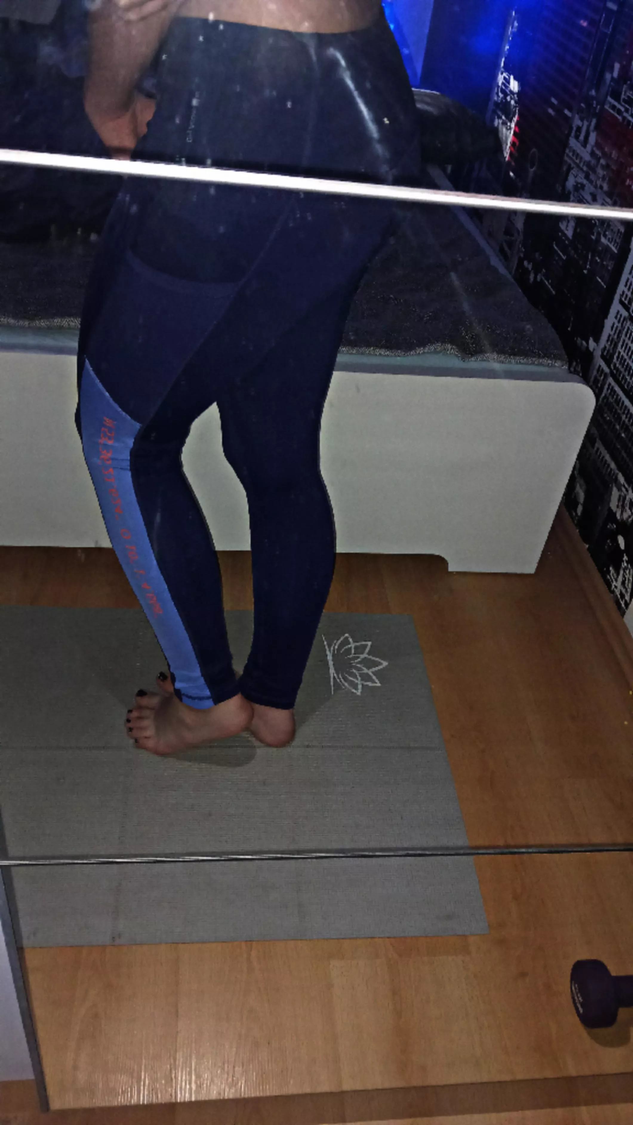 Can I be your Yoga Couch?? 😳👀