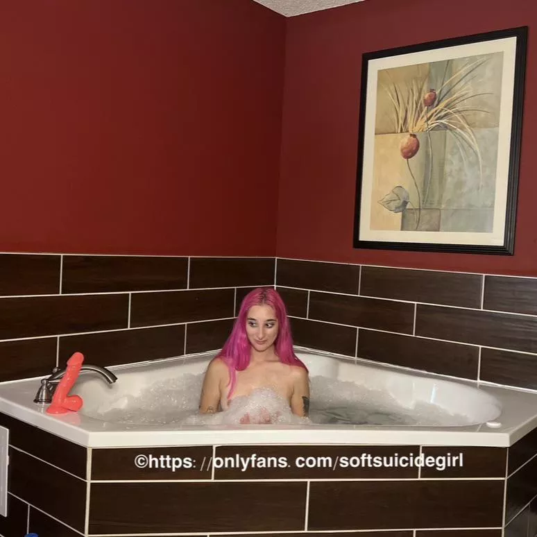 Can you wash my back for me?