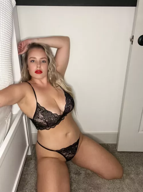 I love to do custom requests. Come tell me what you like.