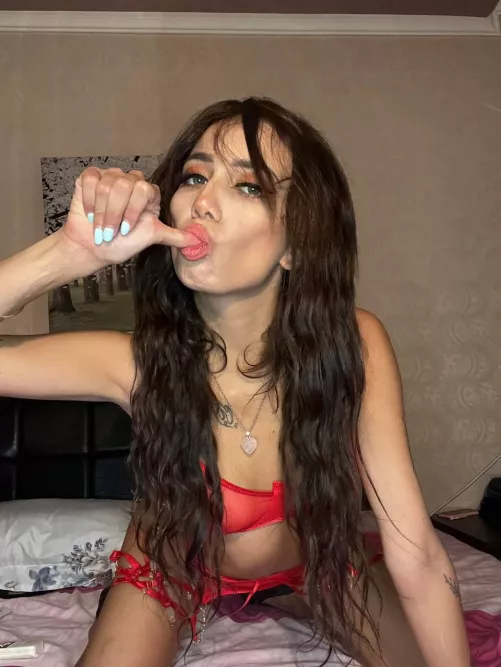 I want to give someone a blowjob without my husband knowing I'm giving it to him. Can I make him a cuckold without his velom?