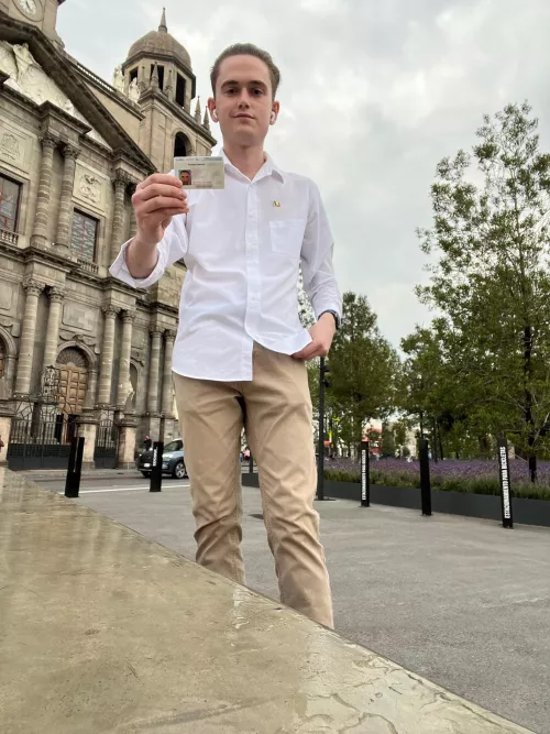 It’s not everyday that you become a resident of a foreign country… I did it! 🇲🇽