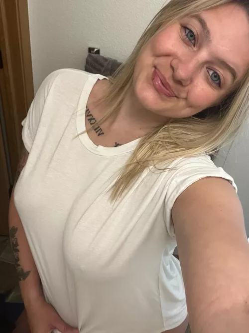 no bra = happy girl every time