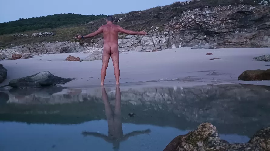 Reflections. Nighty at the beach