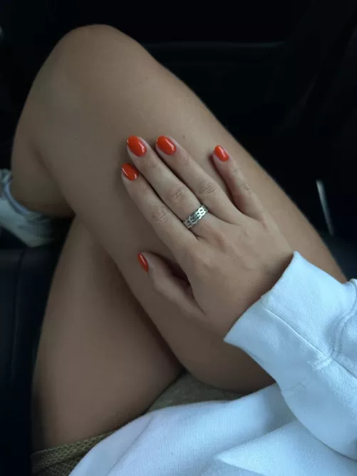 this color looks so sexy