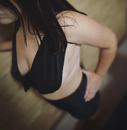 This top is indeed a lil bit sloppy 😍