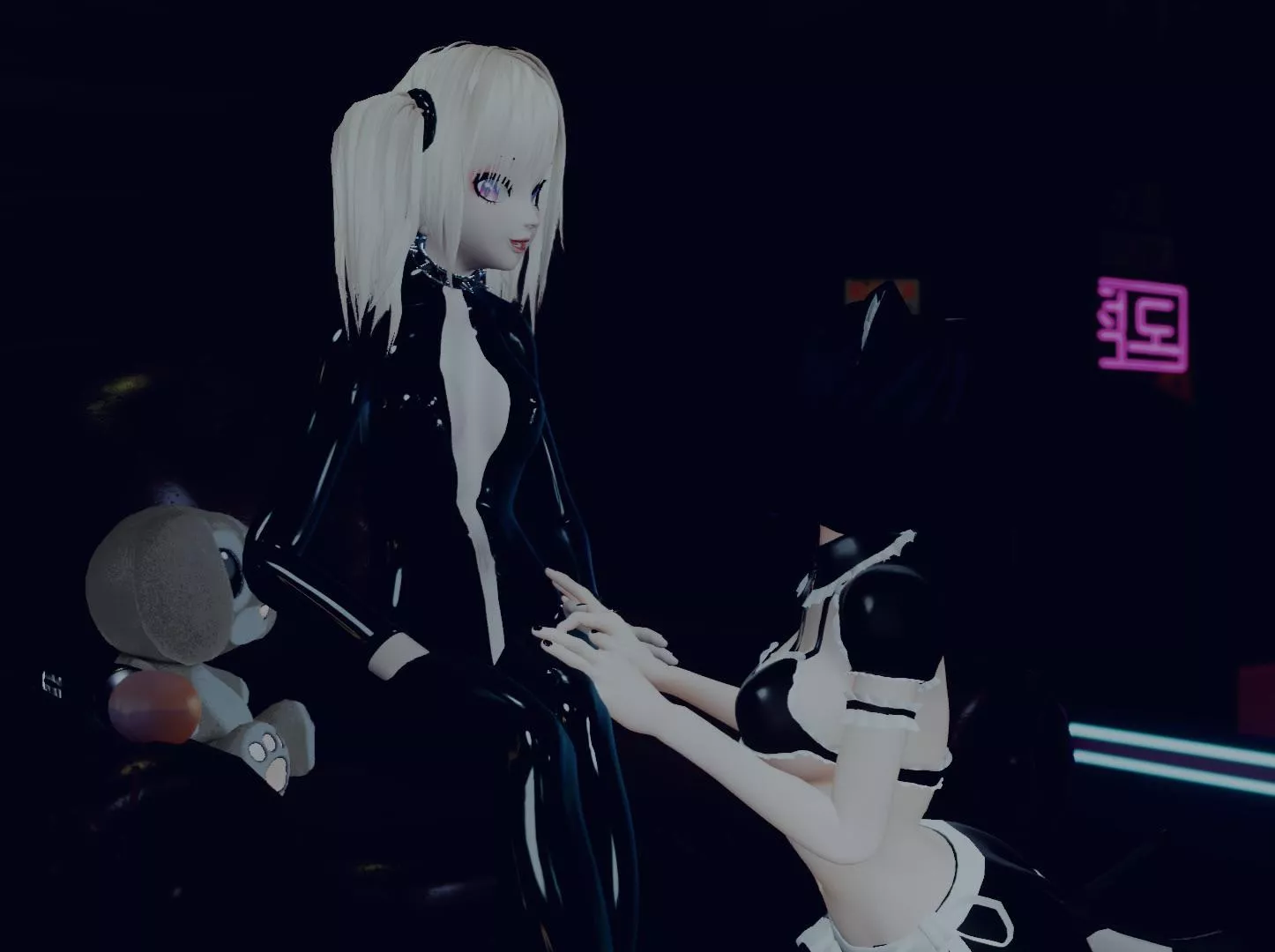 well well well looks like we got something special to play with at the club🖤 https://chaturbate.com/emyliveshow