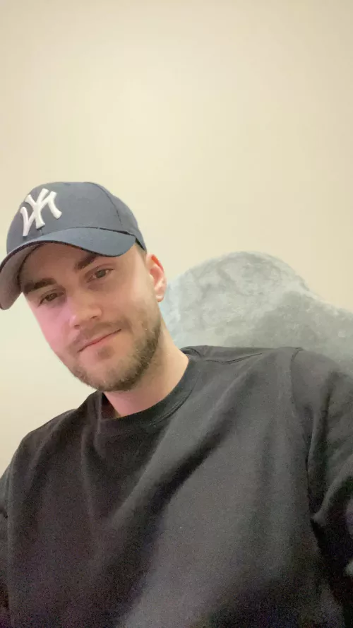 What are you bros up to this weekend? Iโm just relaxing