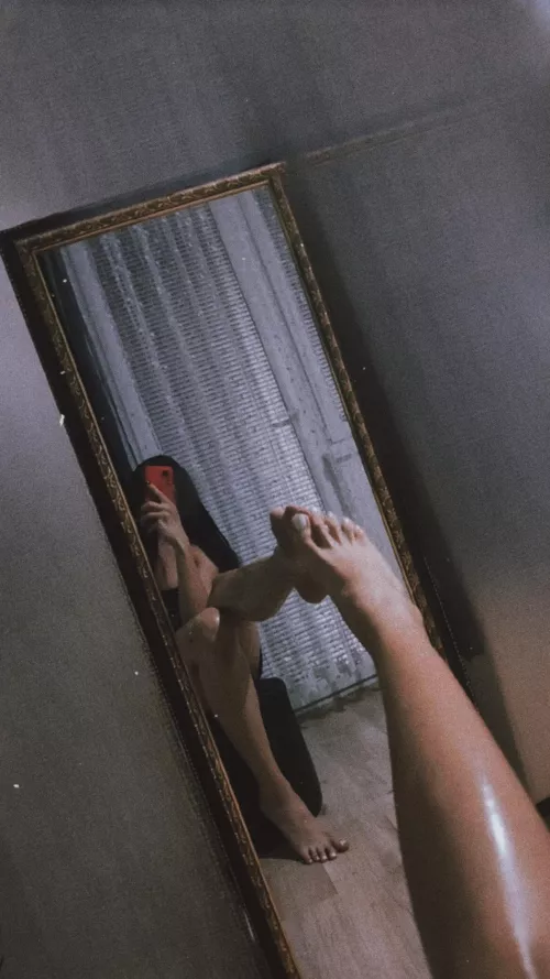 White toes always club? 🩷