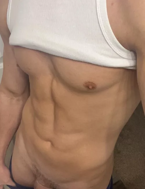 26 fit looking for other muscle/fit studs to stroke with. send pic when added: cmedge98