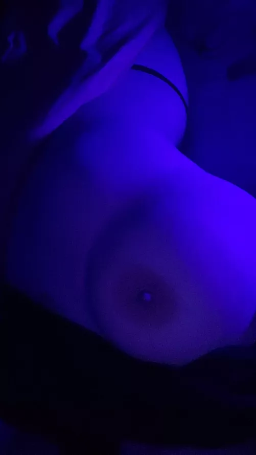 26 latina blue lights x