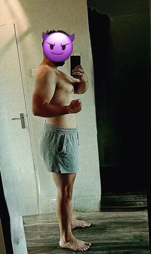 28 My gf doesn't know I'm into guys and I have sex with them behind her back. I'm just too horny. Hit me up @ curiousstr8s