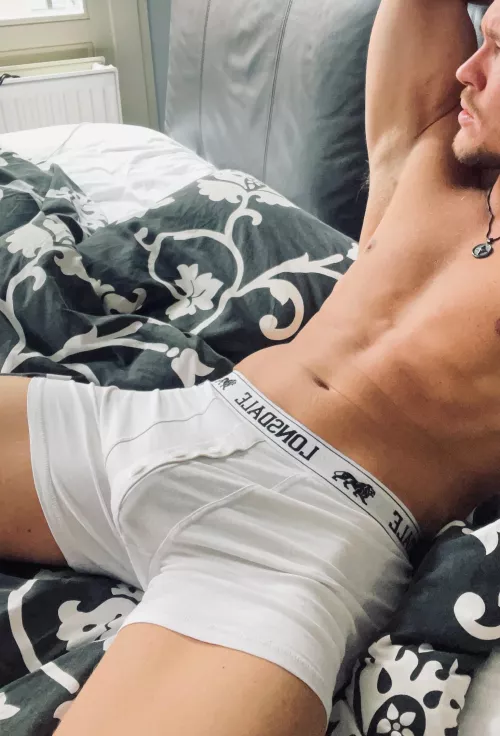 (33) But fit like (18)😈