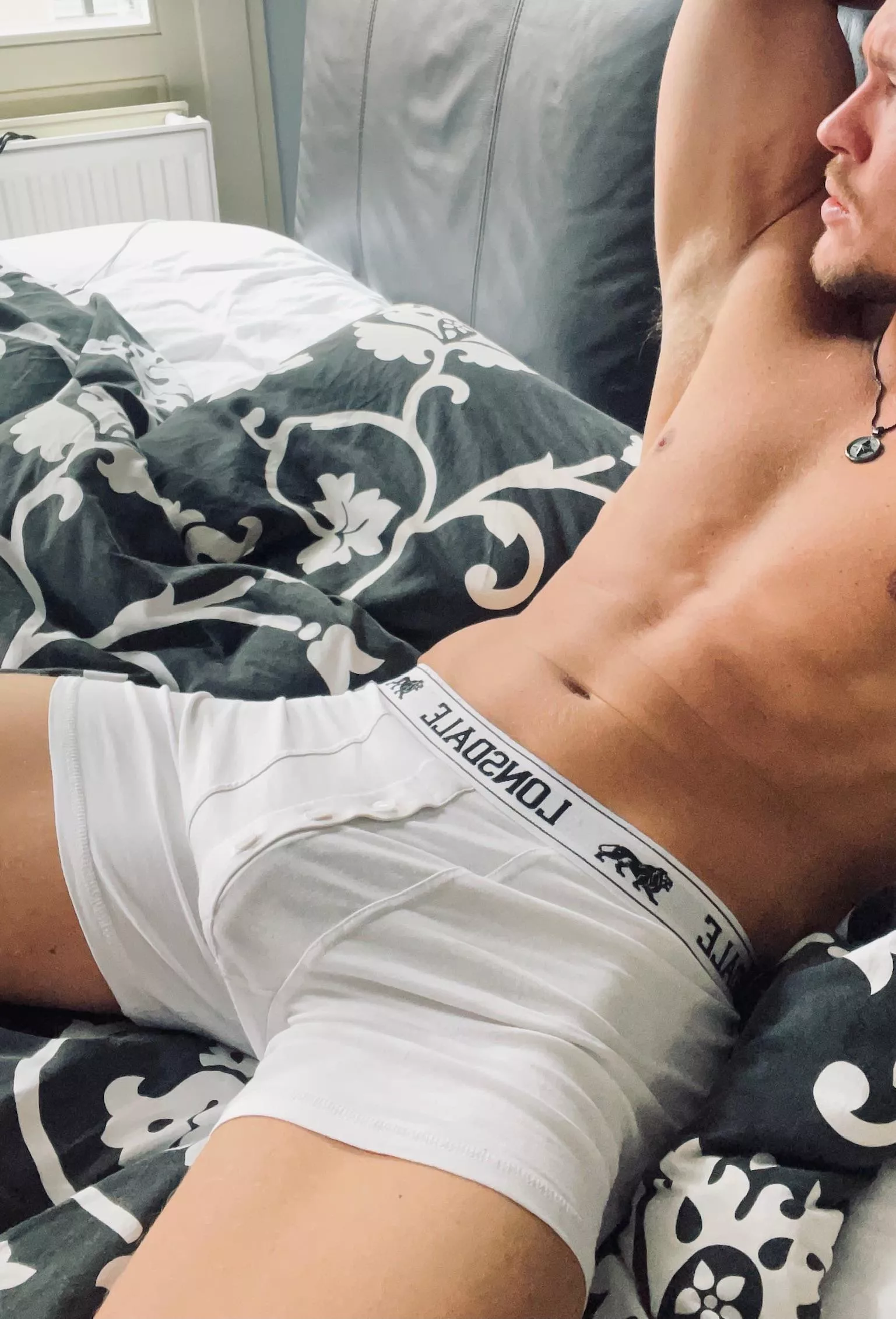 (33) But fit like (18)😈