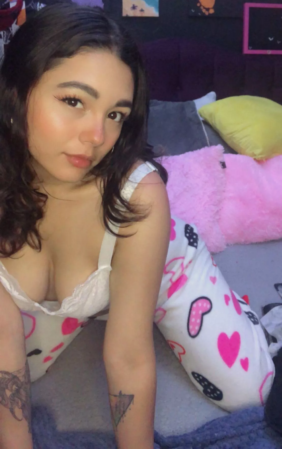 A blend of Asian and Latina 🥰