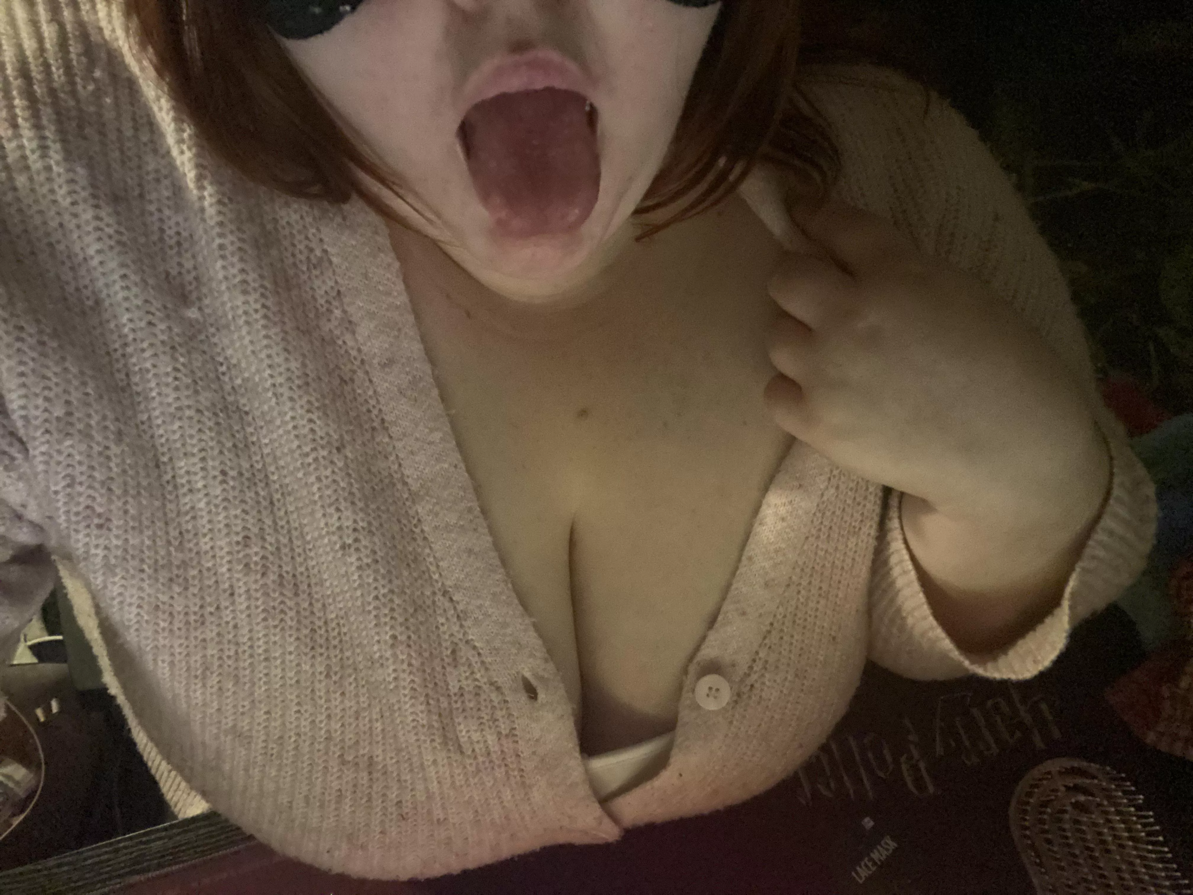 Cum on my tongue and Tits?