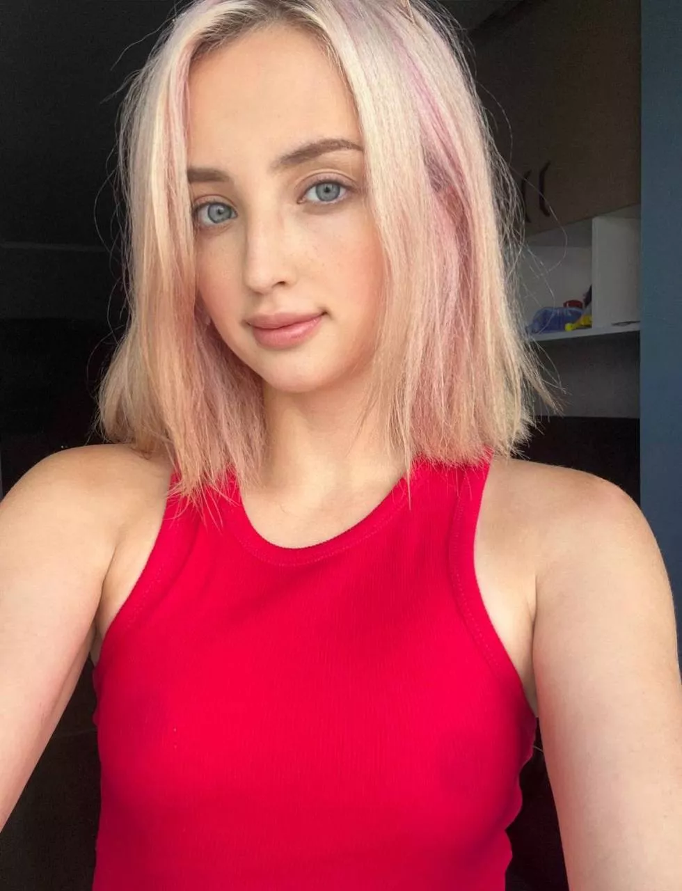 Drop a Hi if you can see my nipple