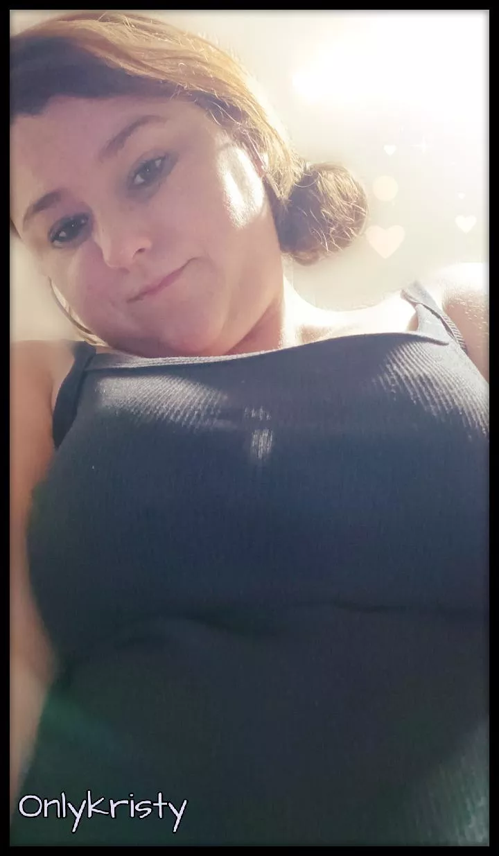 Hey guys Kristy here, 34 milf with natural tits, fetish friendly with a lovely fat ass. I offer -HOT WIFE -Role play (any) - CEI -SPH -JOI -masterbation -anal (fingers) -cbt -goddess worship -breast worship just ask me. Don't miss out with sexy kristy d