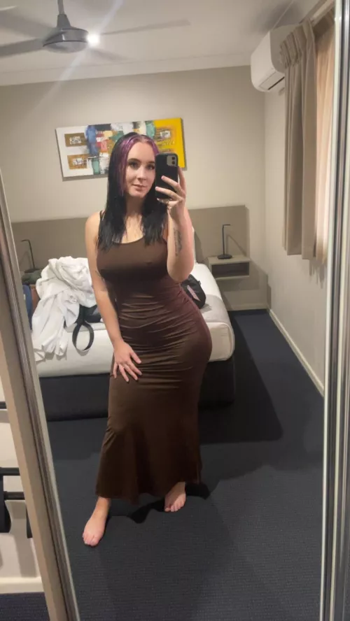 Tight dress, cold & no bra? Good combo in my books