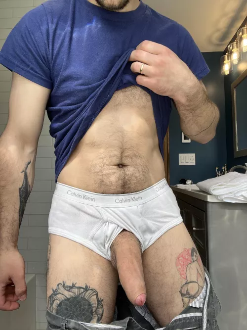 Uncut handyman in Chicago 😏(29)