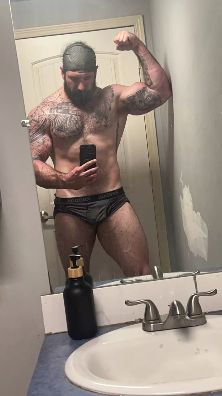 Who wants to cuddle with daddy?