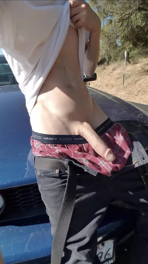 23 Any smooth twinks?