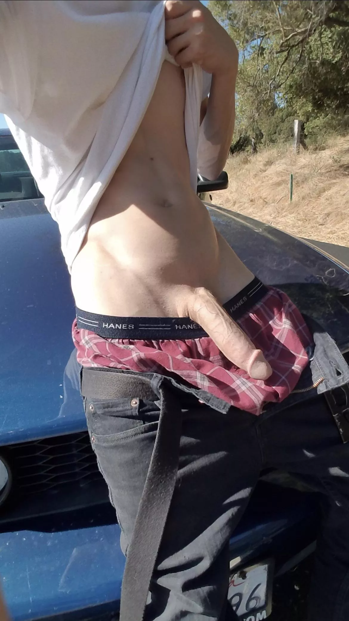 23 Any smooth twinks?