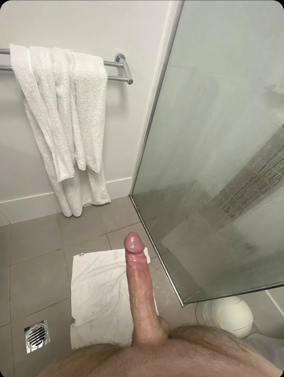 24 DOM. Add: longwhite10