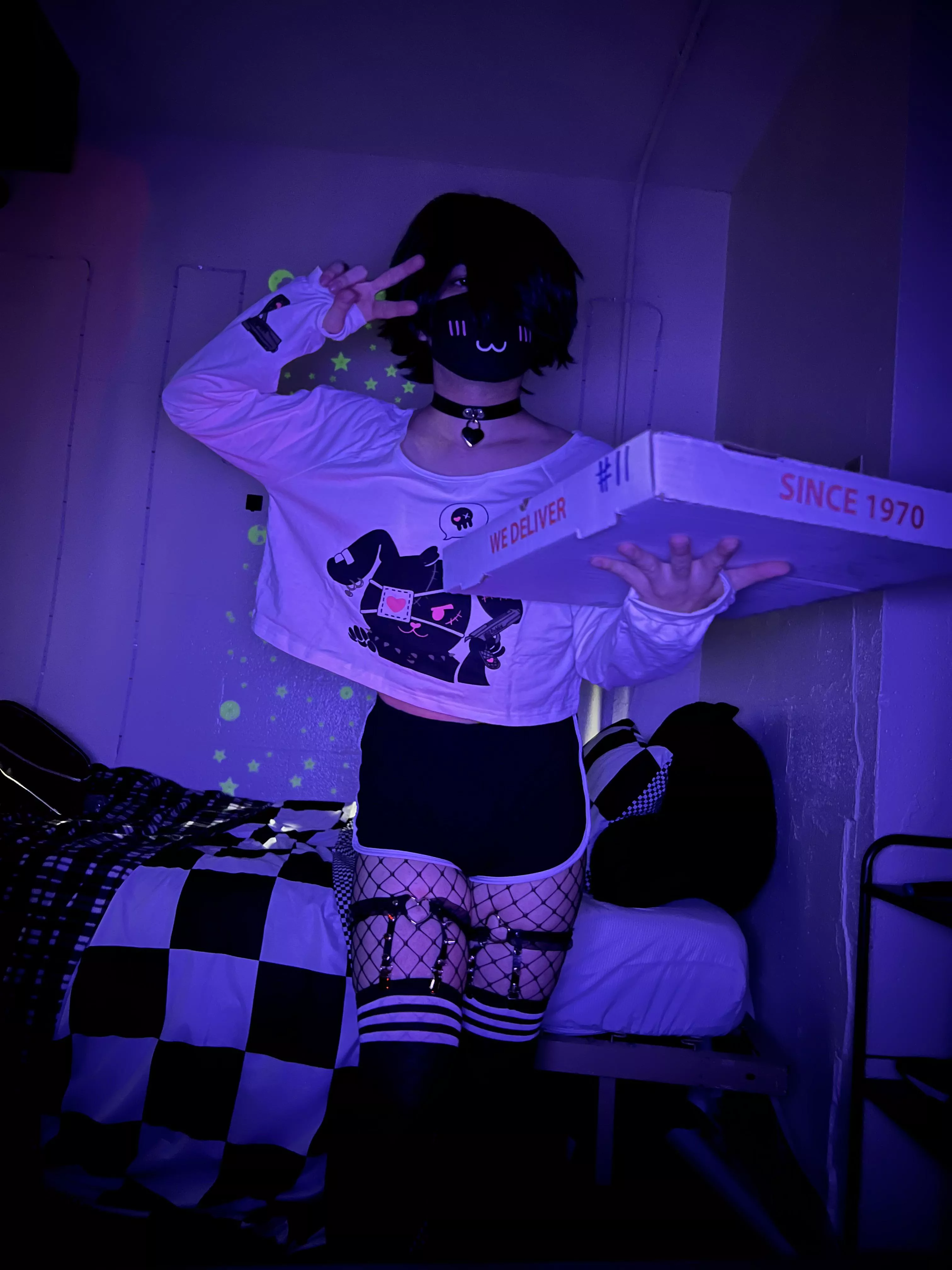 Any of you ordered a fempizza? UwU