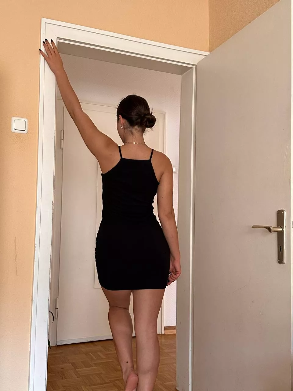 Do you like my new outfit, boss?