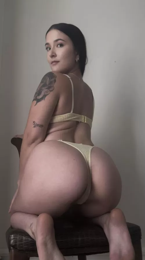 Do you like my new thong? 🥰