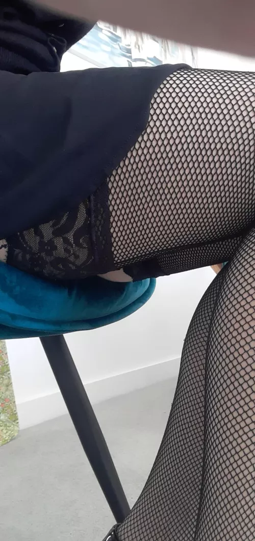 Fishnet seamed stockings