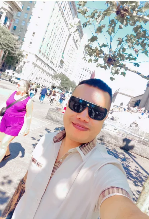 Hey NYC 😁 happy Sunday