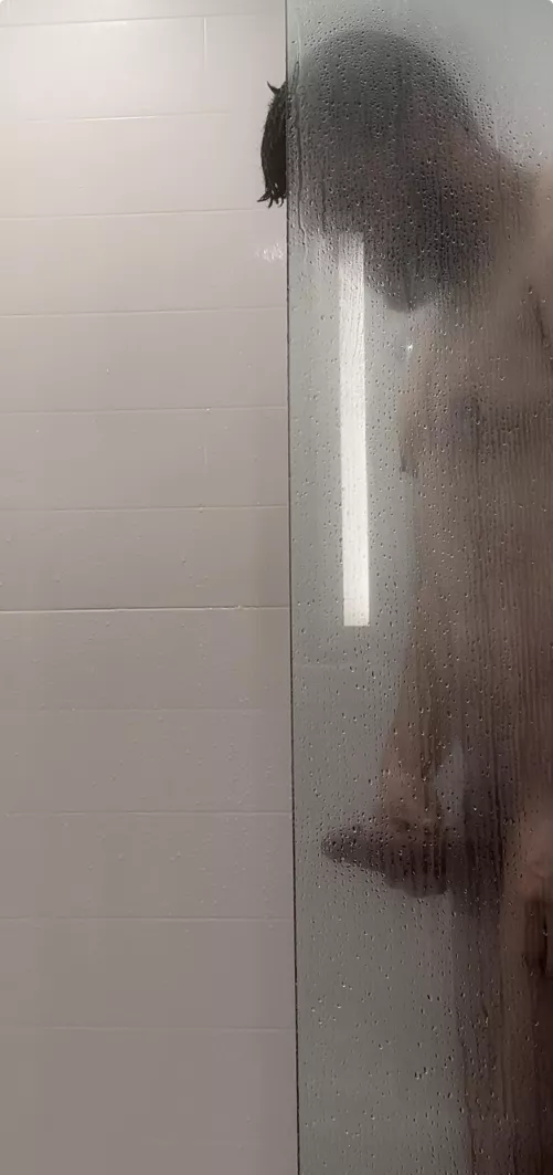 Hotel showers hit different sometimes 😛