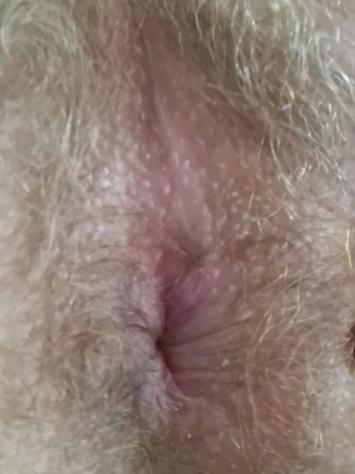 Looking fresh and never touch 🤗