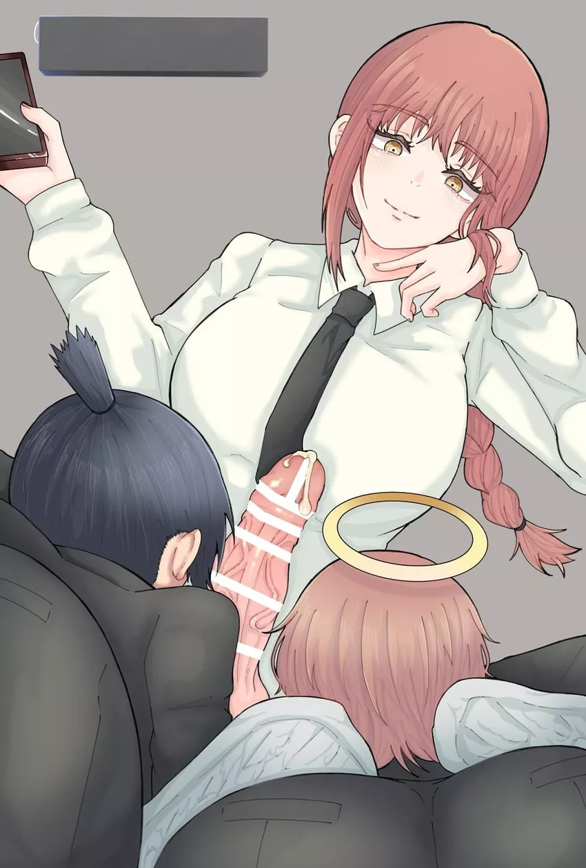 Mommy makima is happy.