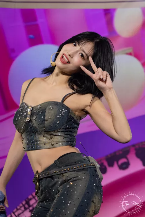 Momo - Twice