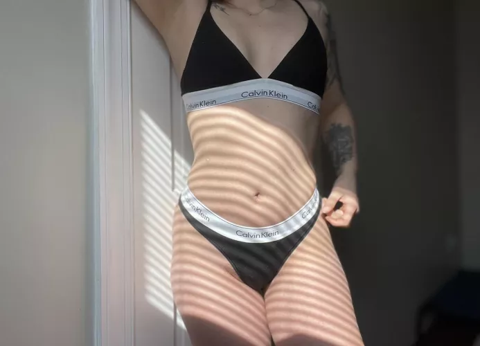 [selling] [us] happy labor day babes! $20 off on all bra & panty sets and body suits orders today only! Cum to these intoxicating scents!