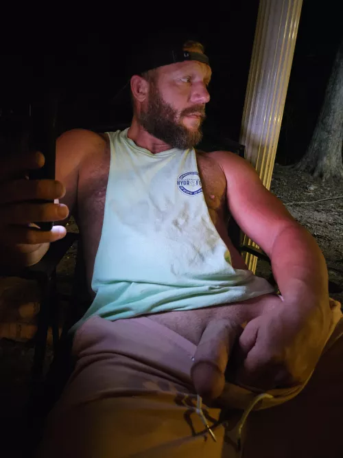 Showing my cock off to the neighbor hood.