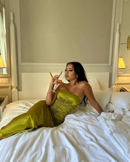 Tell me whats the first thing youd do if you came home to me like this?