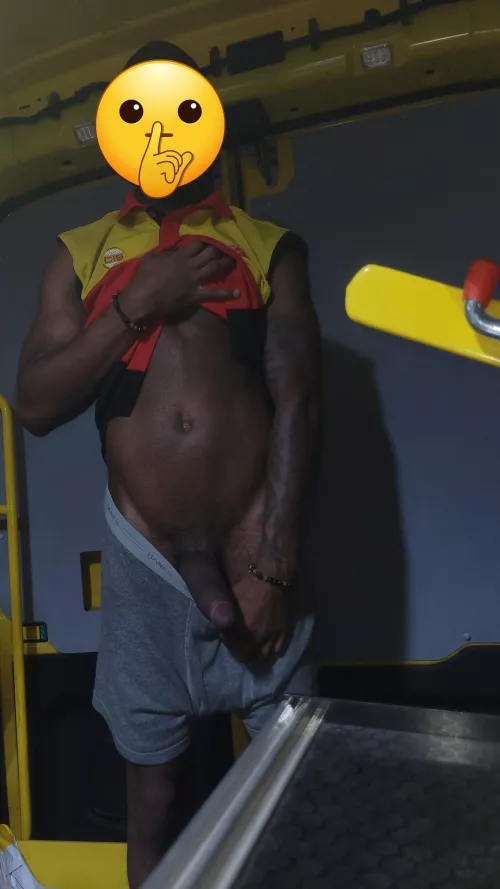 The only Labor that needs to be done is on this dick 😏