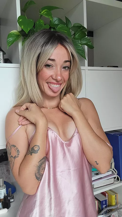 This is my fav nightgown!