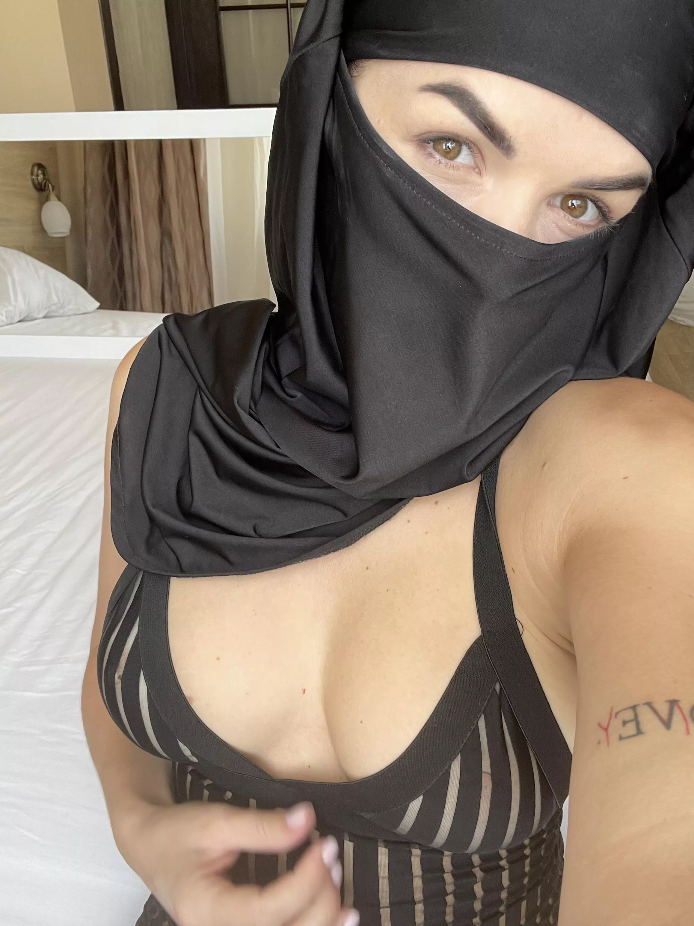 what color are my eyes?