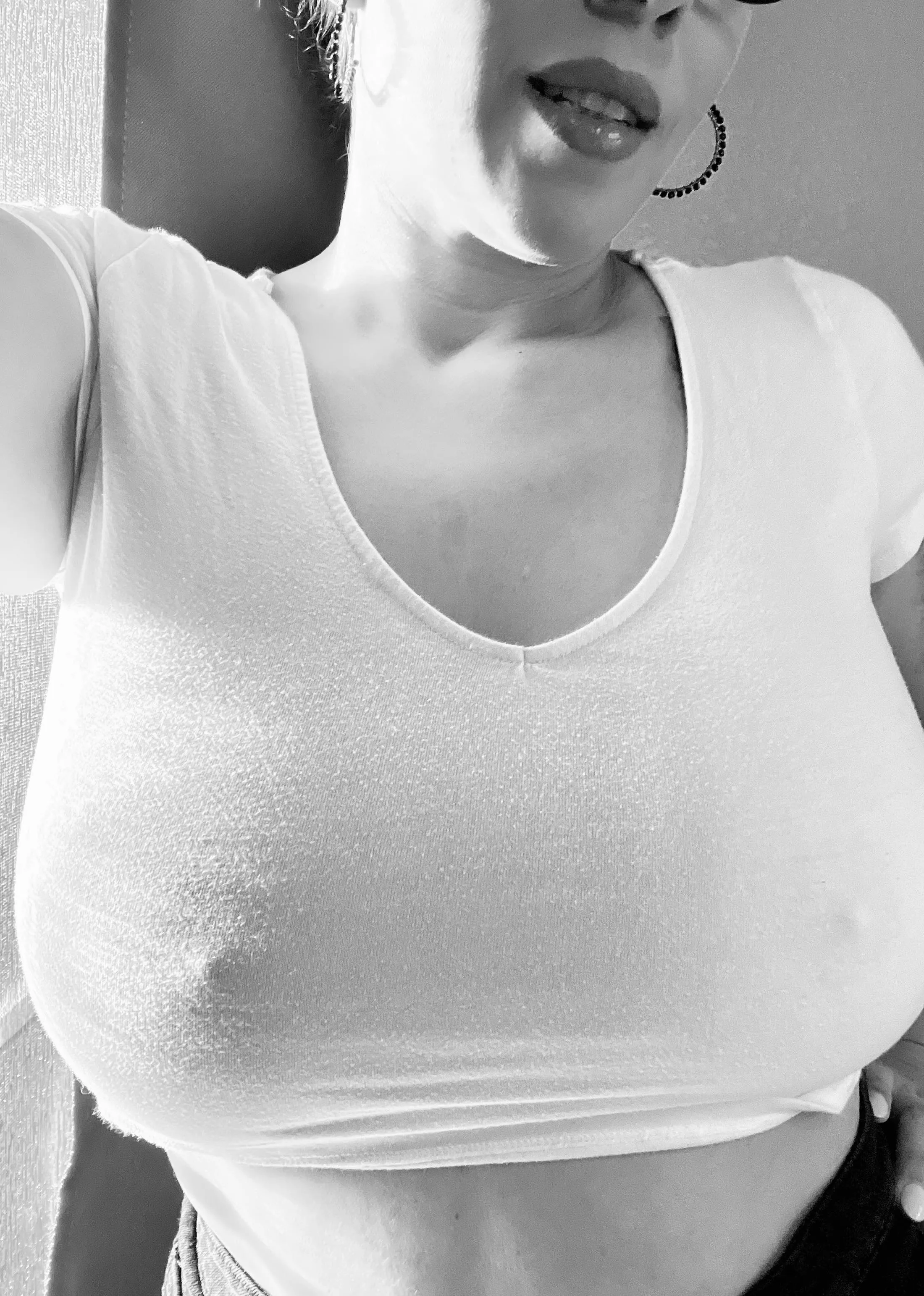 A milf for your evening? 😘