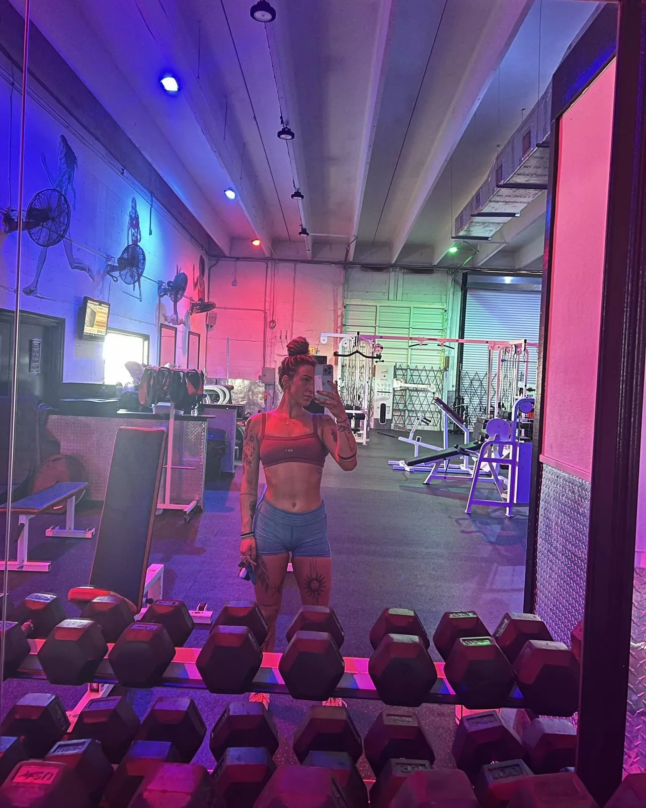 an empty gym what should I do (f)