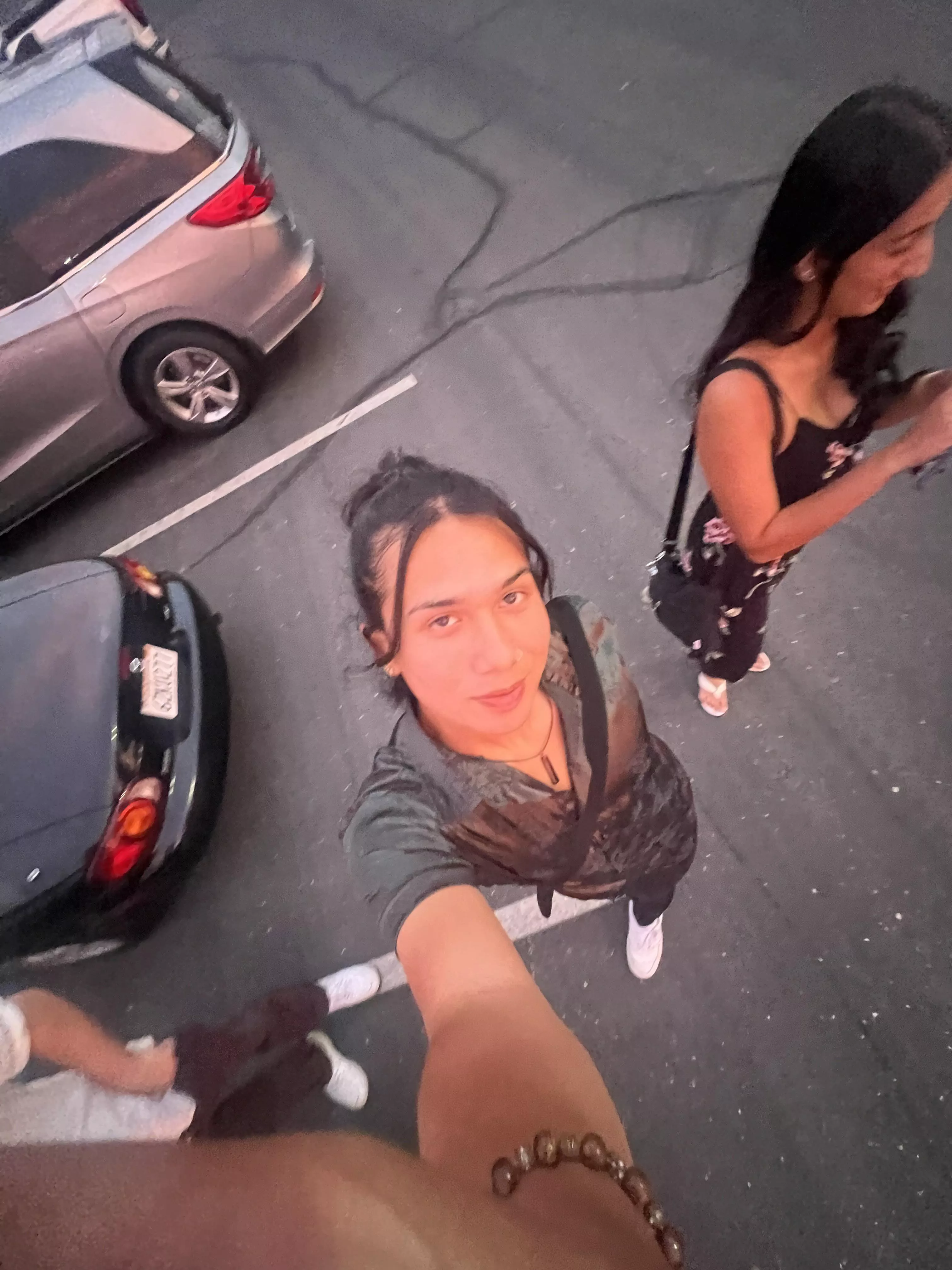 Any pc gamers? just looking for new friends (: