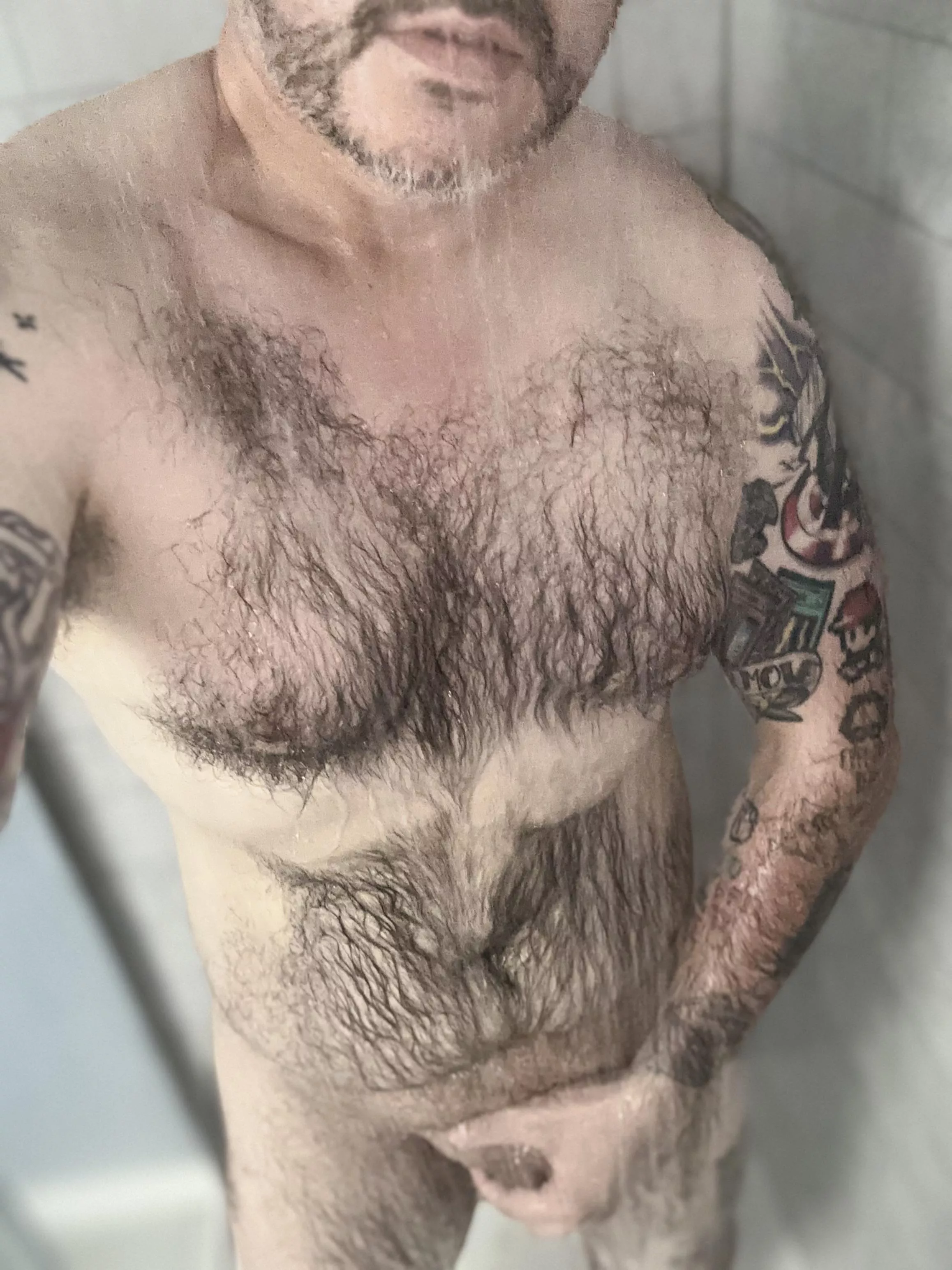 Can anyone come scrub my back?