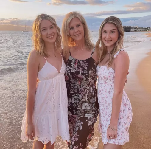 Daughter aunt and niece