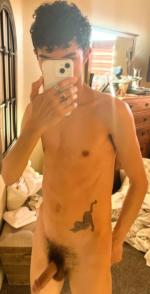 Does my hair match my bush?