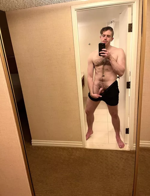 Hi, would you like to experiment with me?